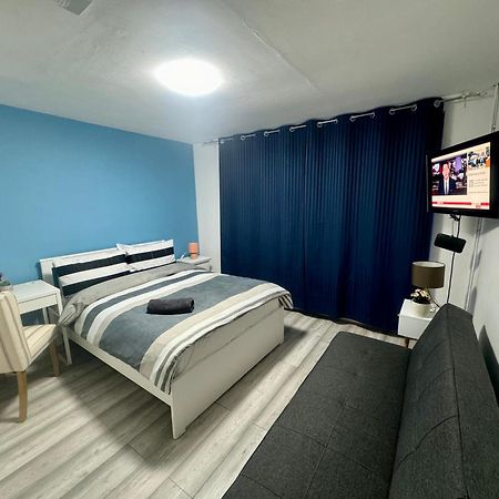 Tottenham Velvet Suites London Exterior photo