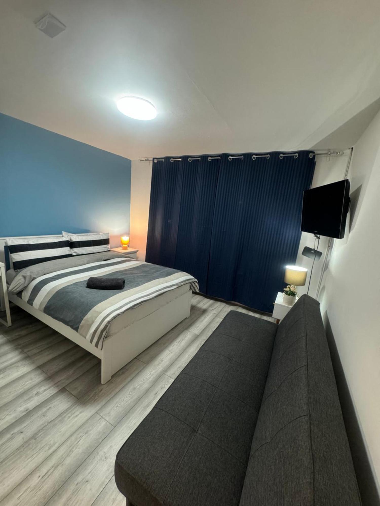 Tottenham Velvet Suites London Exterior photo