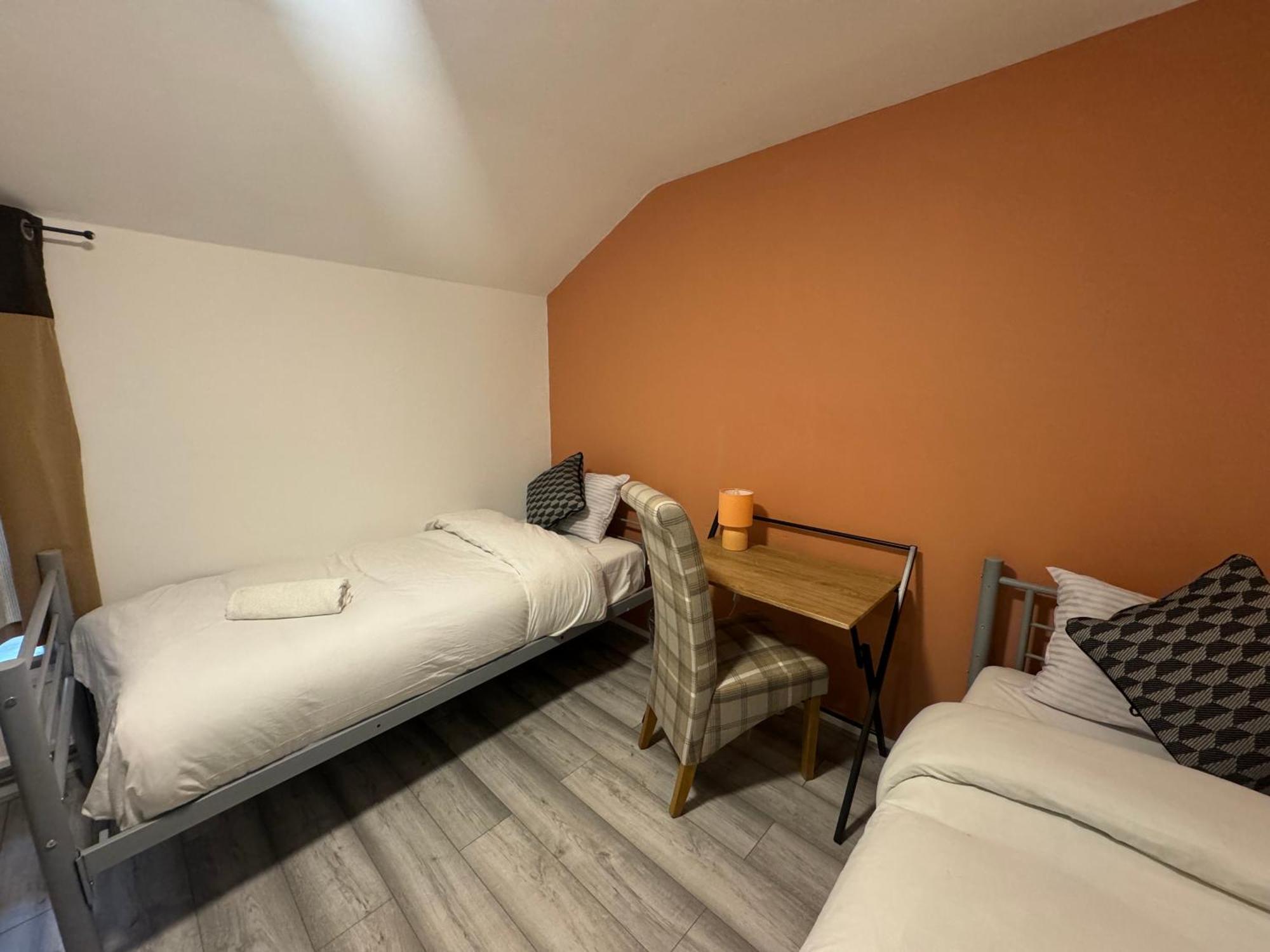 Tottenham Velvet Suites London Exterior photo
